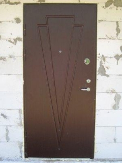 Metāla durvis 131